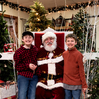 Santa Family 32
