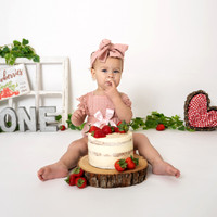E.1yr Cake Smash